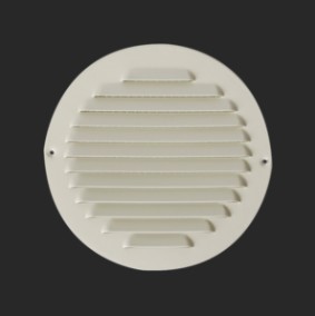 Welche Funktion haben die Lüftungsöffnungen am Schrägdach von Selbstbauhäusern im ländlichen Raum? Ist es notwendig zu bleiben?