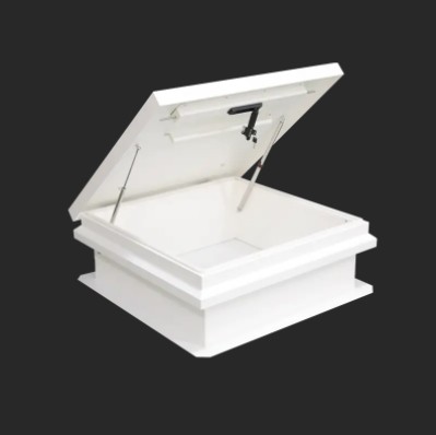 Wie gehe ich mit Wasserlecks an Dachfenstern um?